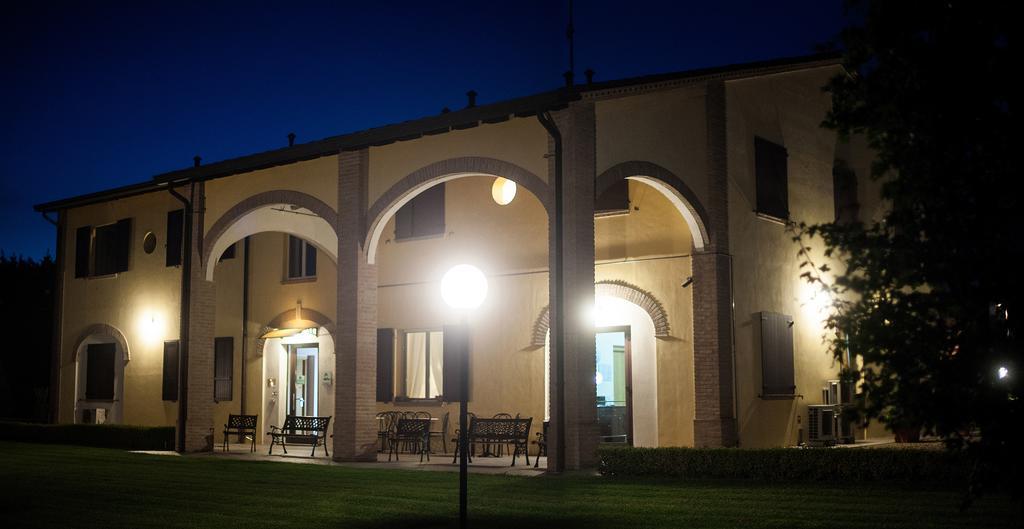 בית הארחה פארמה 	Agriturismo Il Mondo מראה חיצוני תמונה