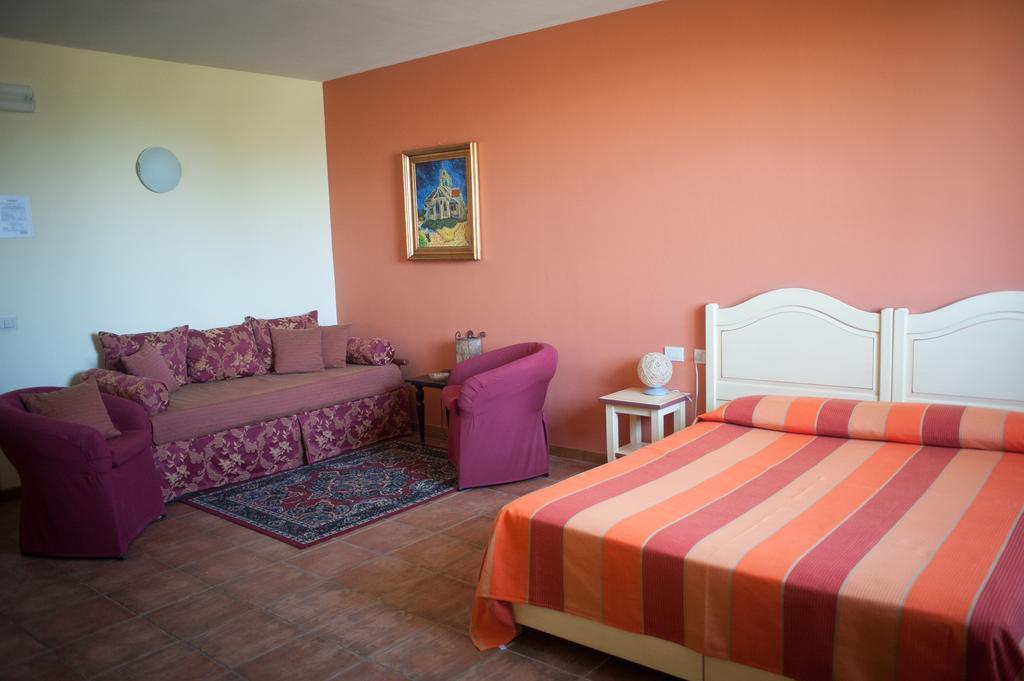 בית הארחה פארמה 	Agriturismo Il Mondo חדר תמונה